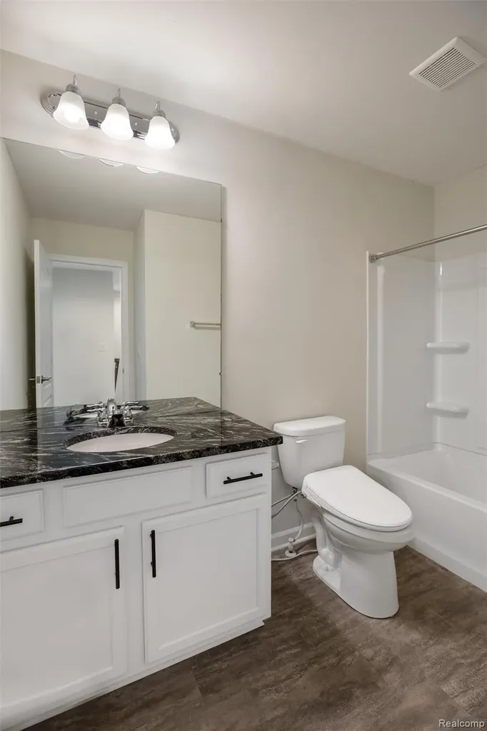 43583 Chancellor Lane Novi City MI 48375