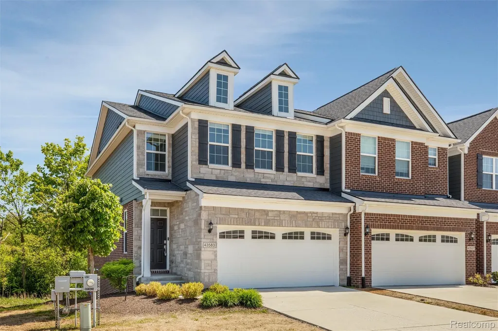 43583 Chancellor Lane Novi City MI 48375