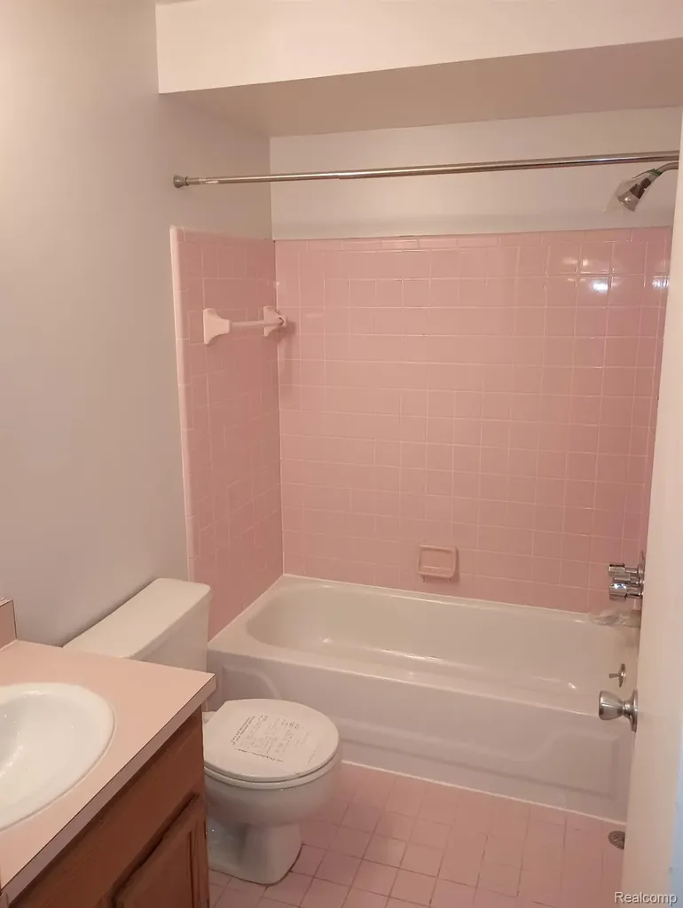 48600 Sugarbush Road Chesterfield Township MI 48047