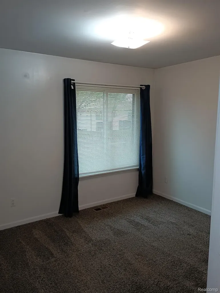 48600 Sugarbush Road Chesterfield Township MI 48047