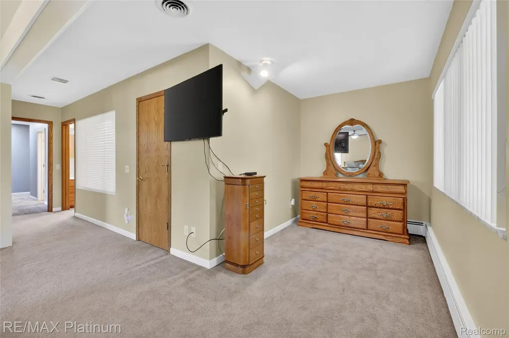 1223 Thurber Drive Howell City MI 48843