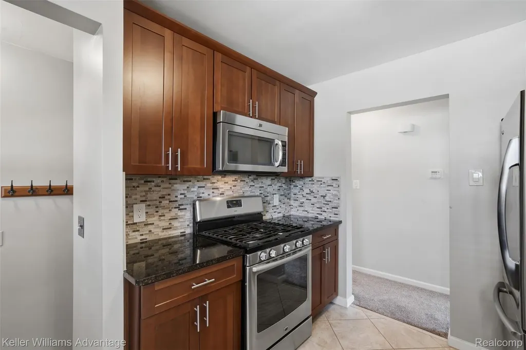 29764 Marquette Street Garden City City MI 48135
