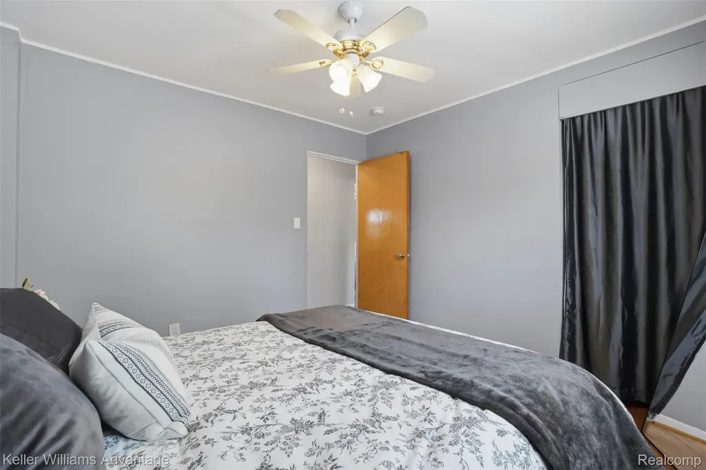 29764 Marquette Street Garden City City MI 48135