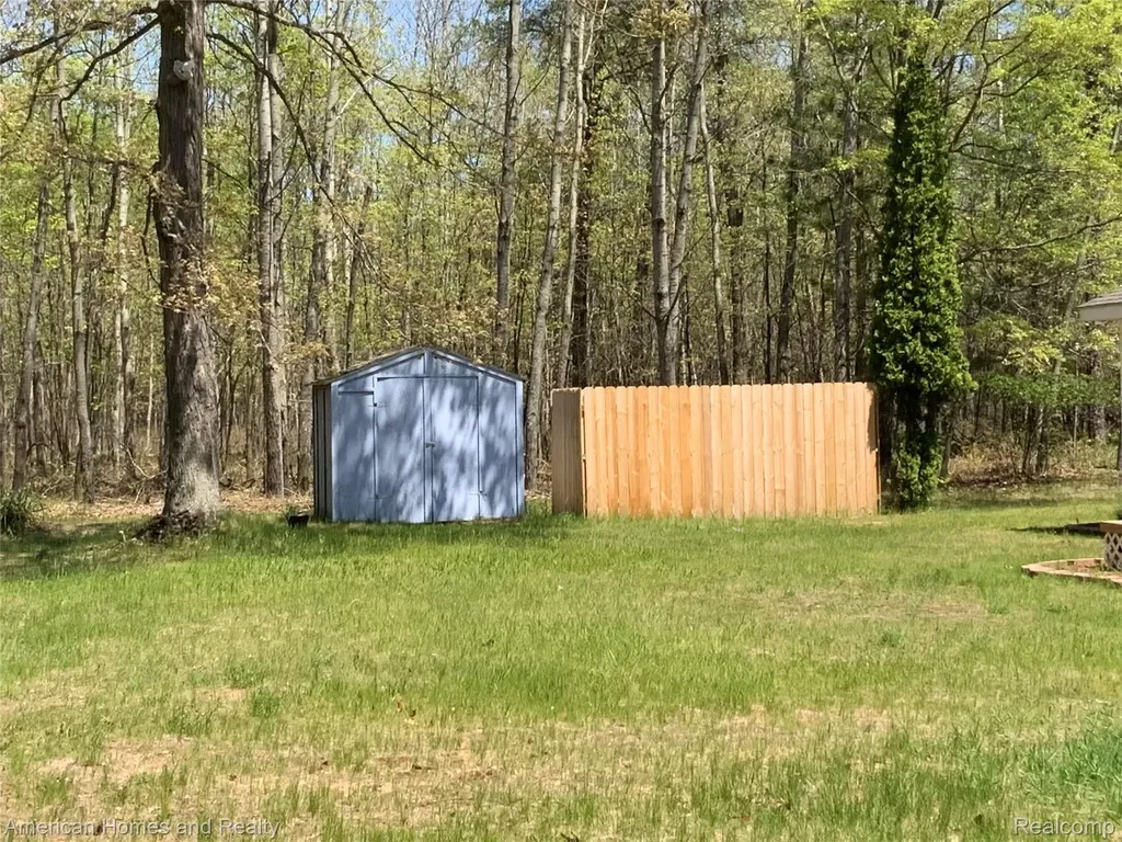7395 Crestwood Drive Oscoda Charter Township MI 48750