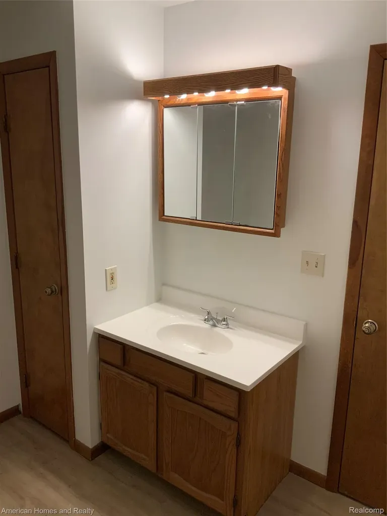 7395 Crestwood Drive Oscoda Charter Township MI 48750