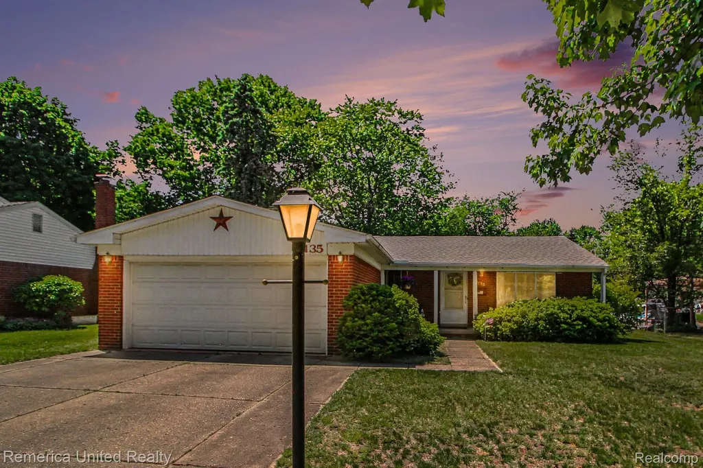 9135 Manton Avenue Plymouth Charter Township MI 48170