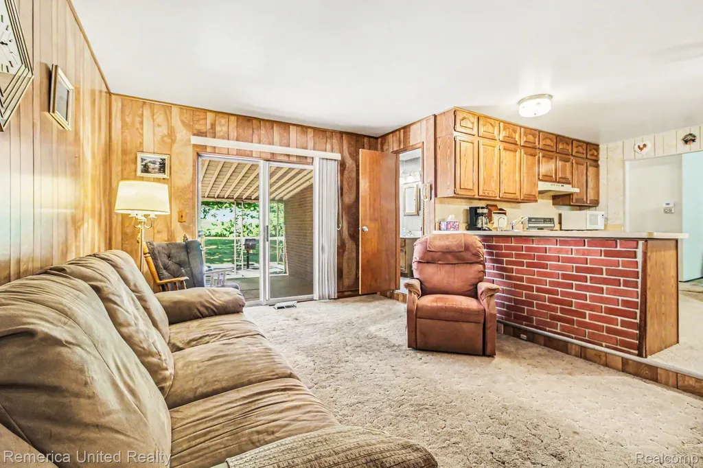 9135 Manton Avenue Plymouth Charter Township MI 48170