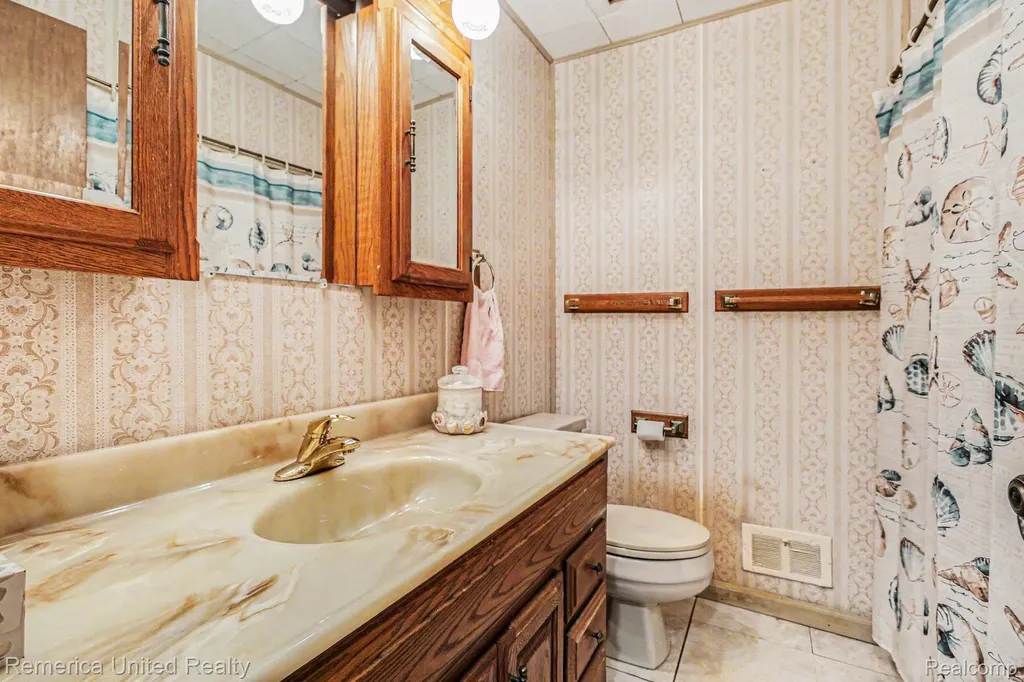 9135 Manton Avenue Plymouth Charter Township MI 48170