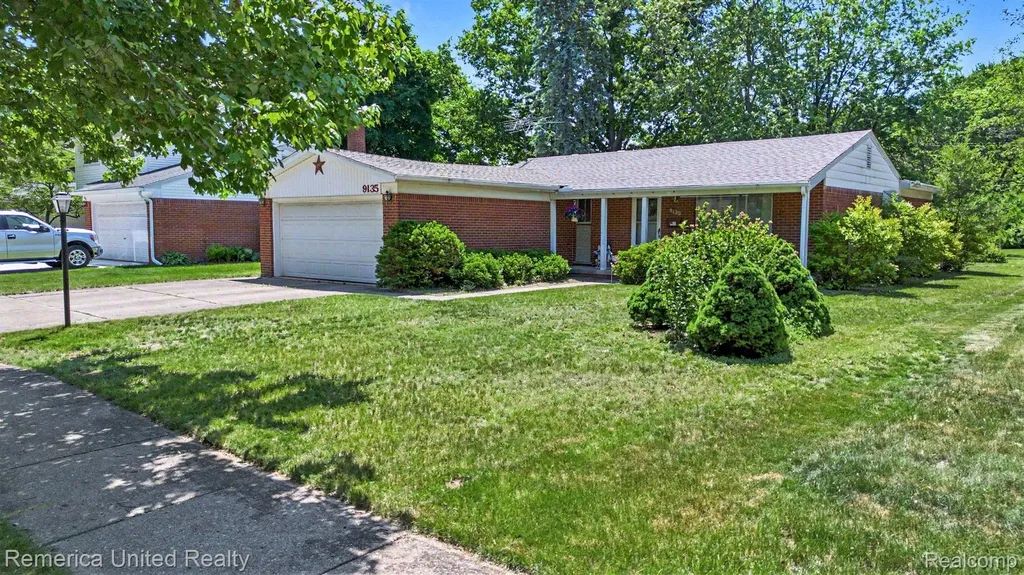 9135 Manton Avenue Plymouth Charter Township MI 48170