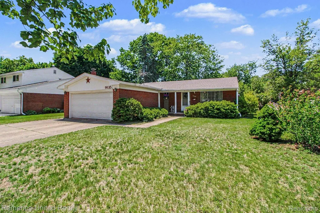 9135 Manton Avenue Plymouth Charter Township MI 48170