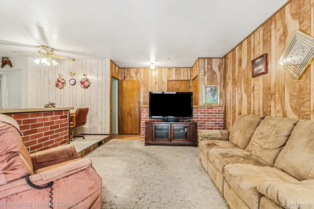 9135 Manton Avenue Plymouth Charter Township MI 48170