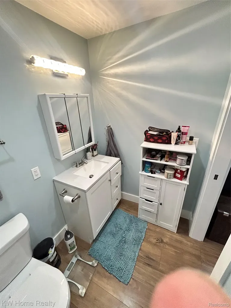 28260 Felician Street Roseville City MI 48066