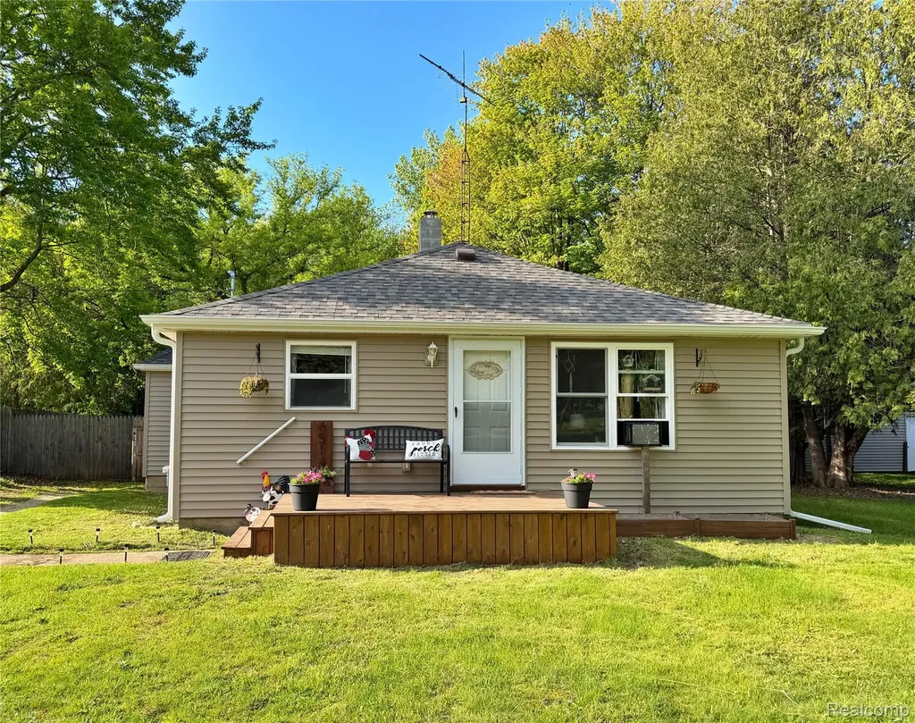 4514 Sebewaing Road Grant Township MI 48754