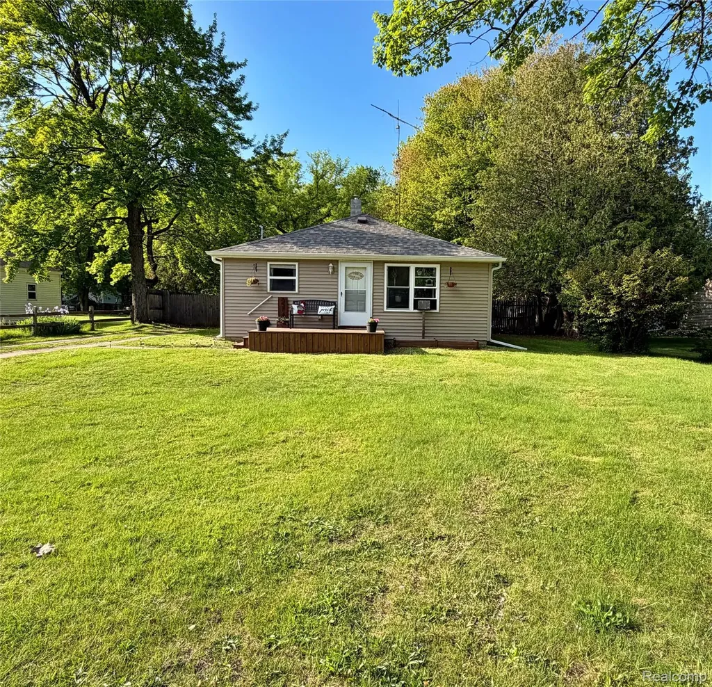 4514 Sebewaing Road Grant Township MI 48754