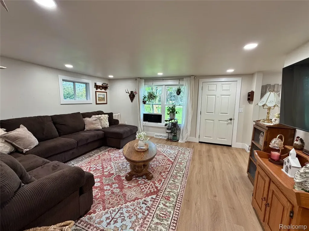 4514 Sebewaing Road Grant Township MI 48754