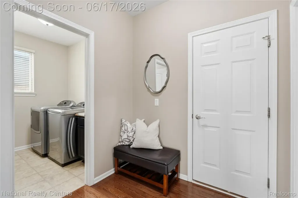 52347 Ferndale Drive Lyon Charter Township MI 48167
