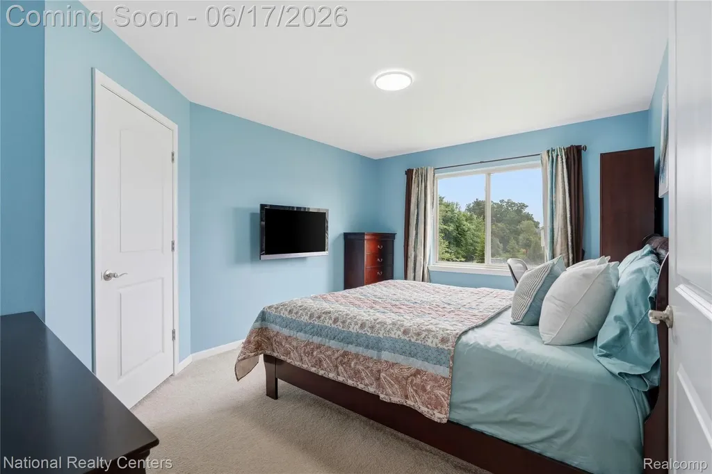 52347 Ferndale Drive Lyon Charter Township MI 48167