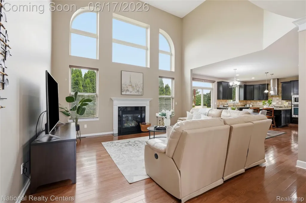 52347 Ferndale Drive Lyon Charter Township MI 48167