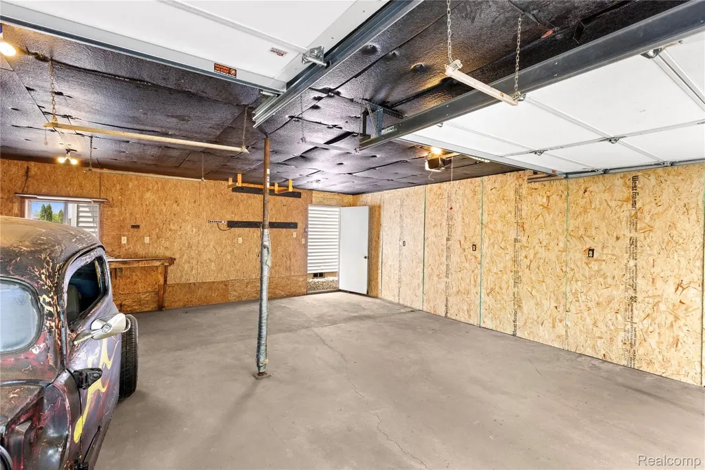530 Roby Beach Drive Coldwater Township MI 49036