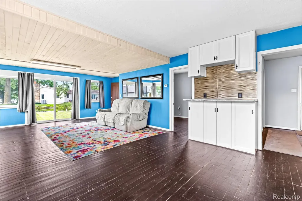530 Roby Beach Drive Coldwater Township MI 49036