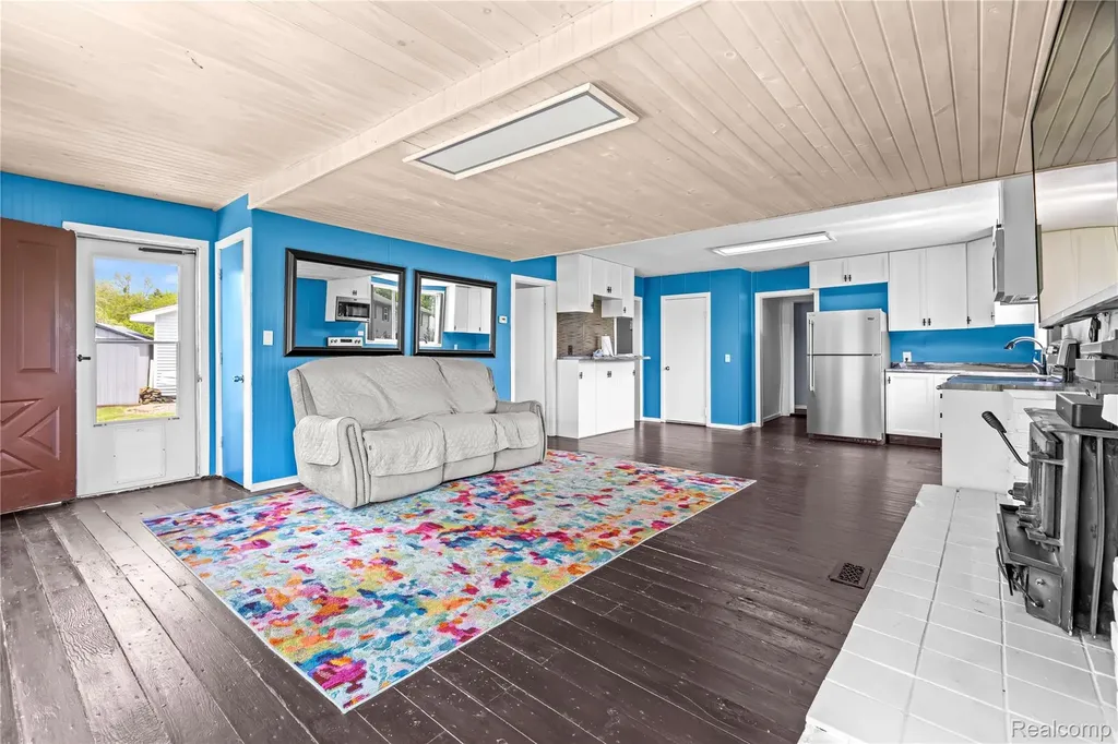 530 Roby Beach Drive Coldwater Township MI 49036