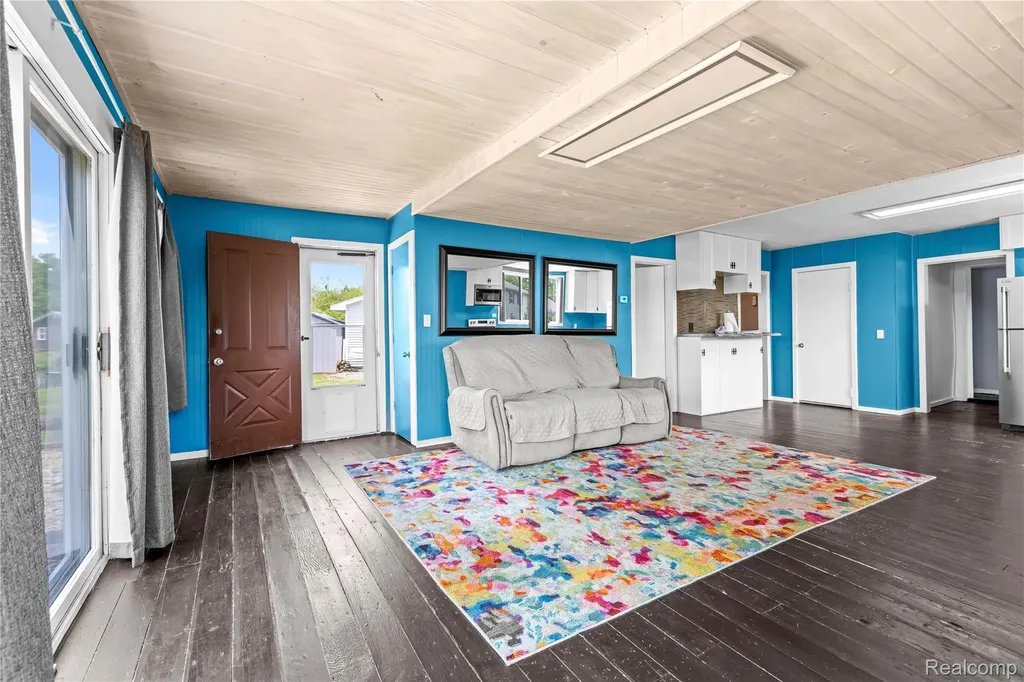 530 Roby Beach Drive Coldwater Township MI 49036