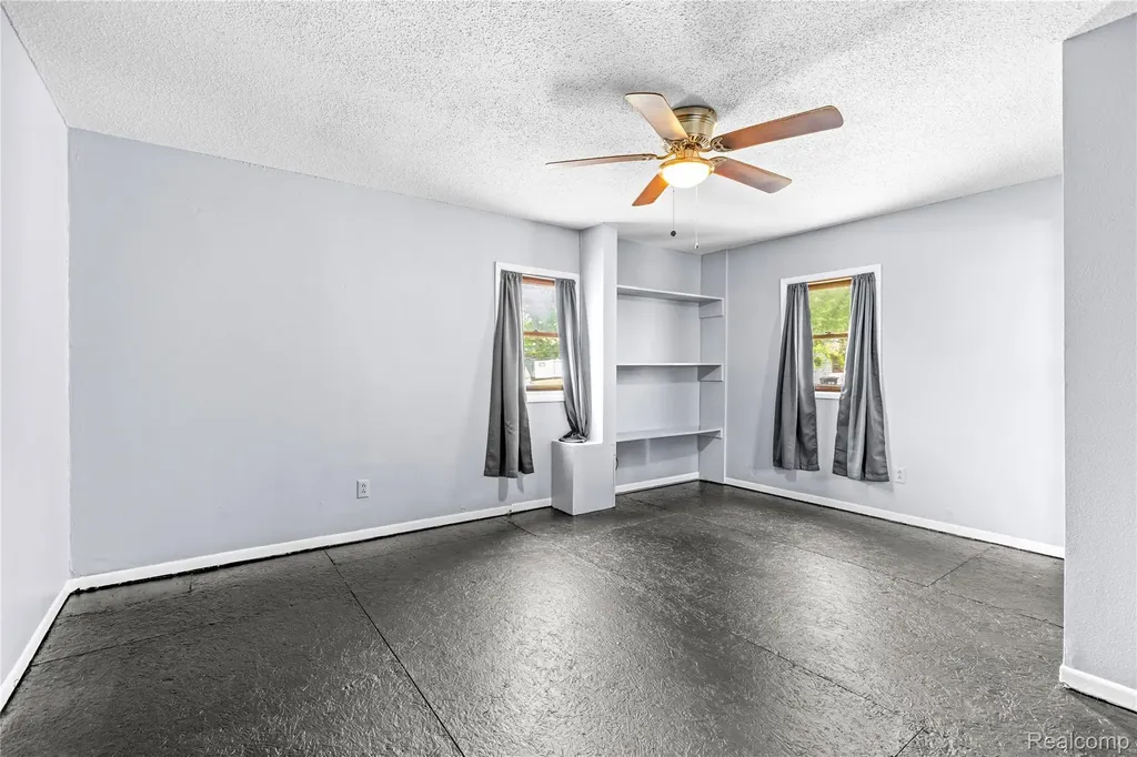 530 Roby Beach Drive Coldwater Township MI 49036