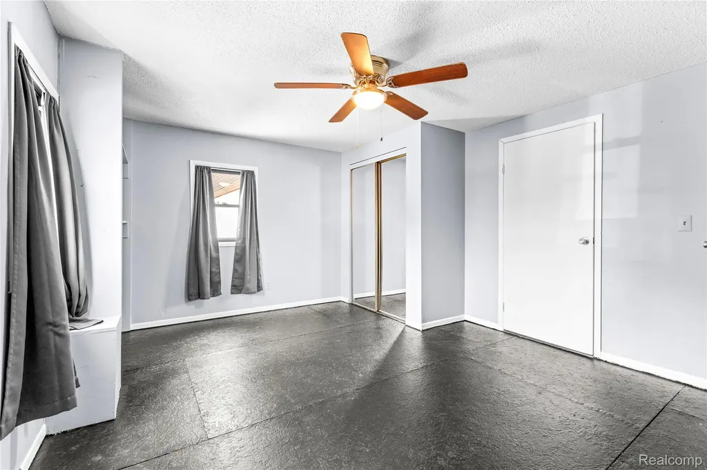 530 Roby Beach Drive Coldwater Township MI 49036