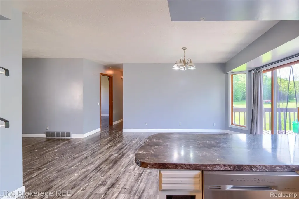 5495 E Coldwater Road Genesee Charter Township MI 48506