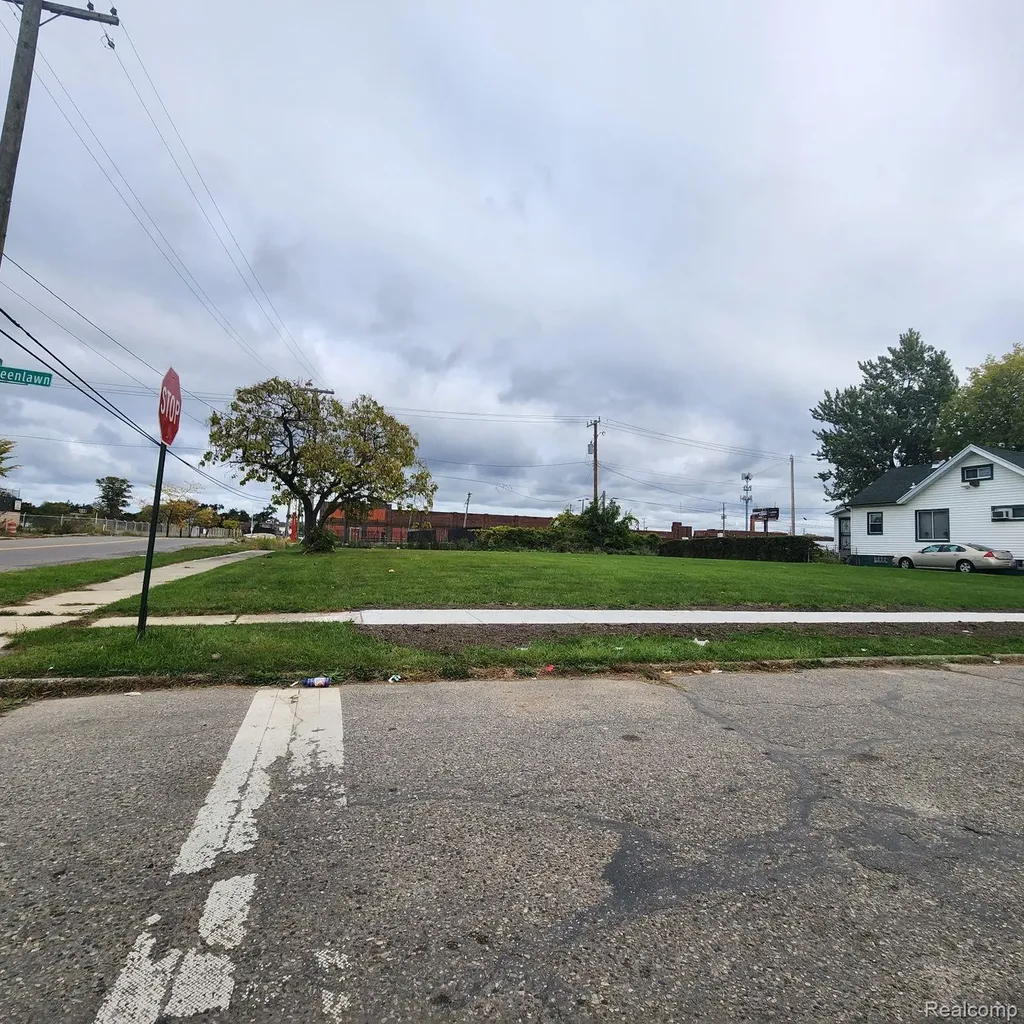 12406-12416 Greenlawn Street Detroit City MI 48204