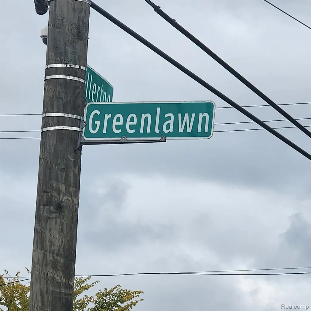 12406-12416 Greenlawn Street Detroit City MI 48204