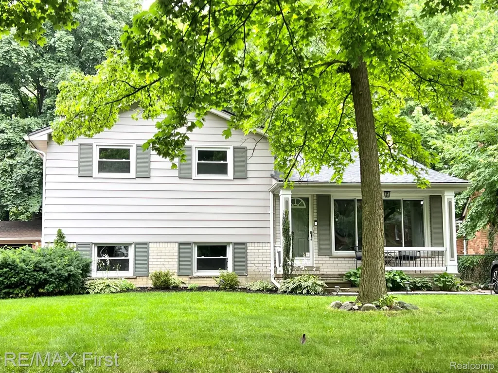 908 Marywood Drive Royal Oak City MI 48067