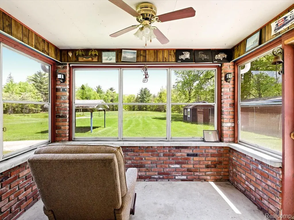 2482 Range Road Port Huron Charter Township MI 48060