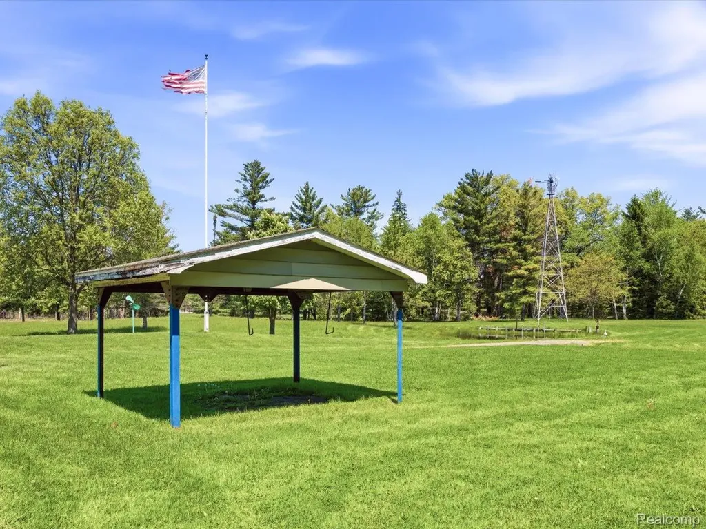 2482 Range Road Port Huron Charter Township MI 48060
