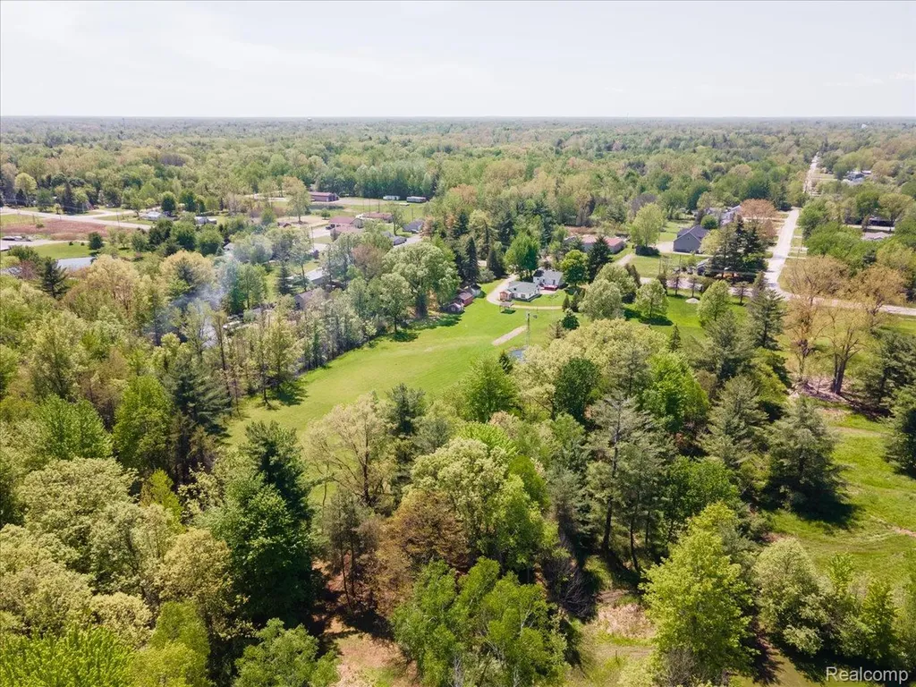 2482 Range Road Port Huron Charter Township MI 48060