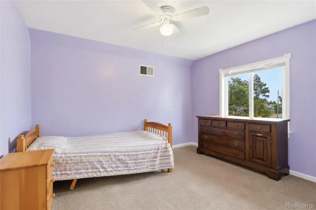 12463 W Lennon Road Clayton Charter Township MI 48449