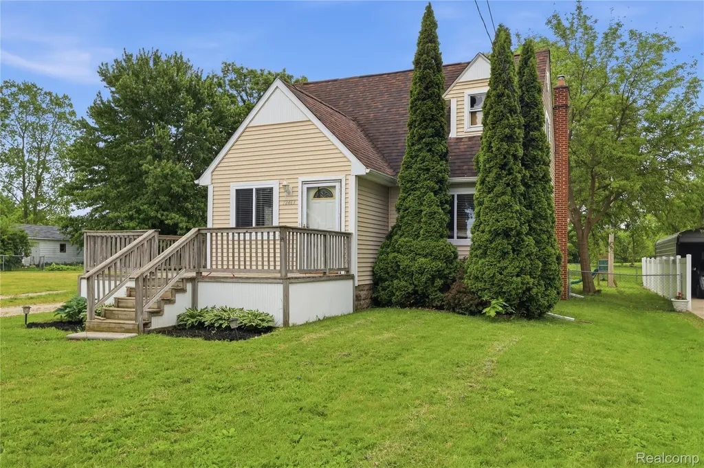 12463 W Lennon Road Clayton Charter Township MI 48449