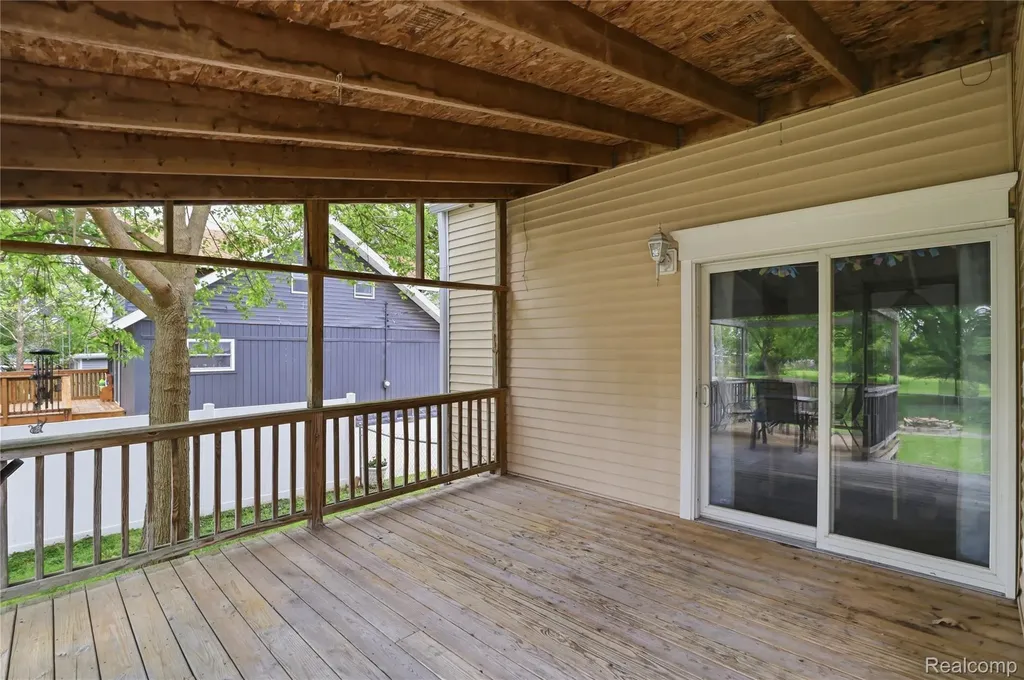 12463 W Lennon Road Clayton Charter Township MI 48449