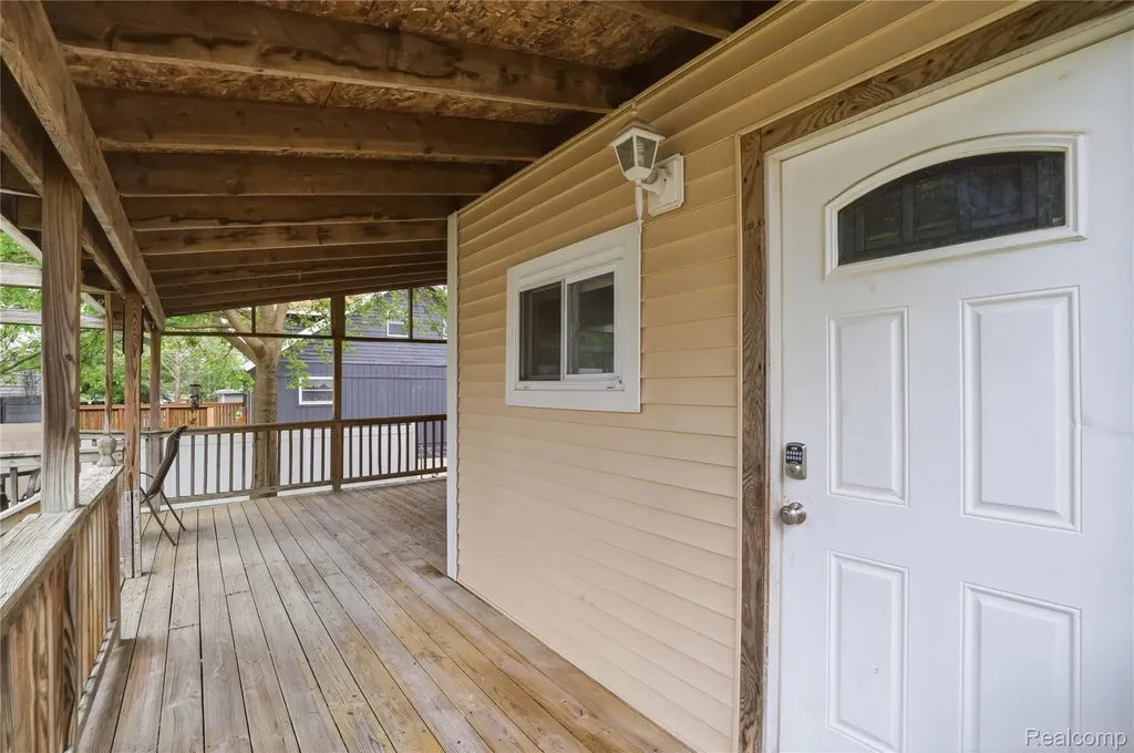 12463 W Lennon Road Clayton Charter Township MI 48449