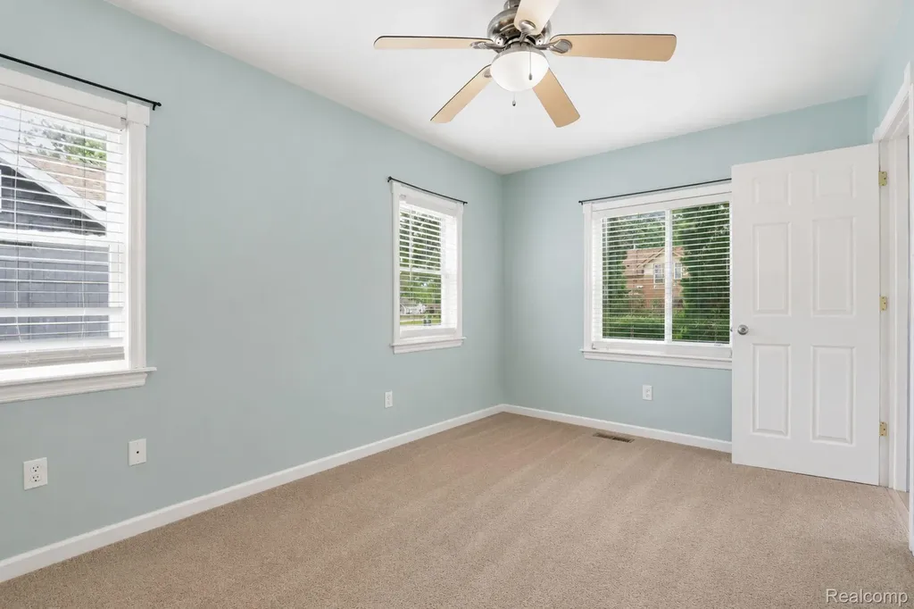 12463 W Lennon Road Clayton Charter Township MI 48449