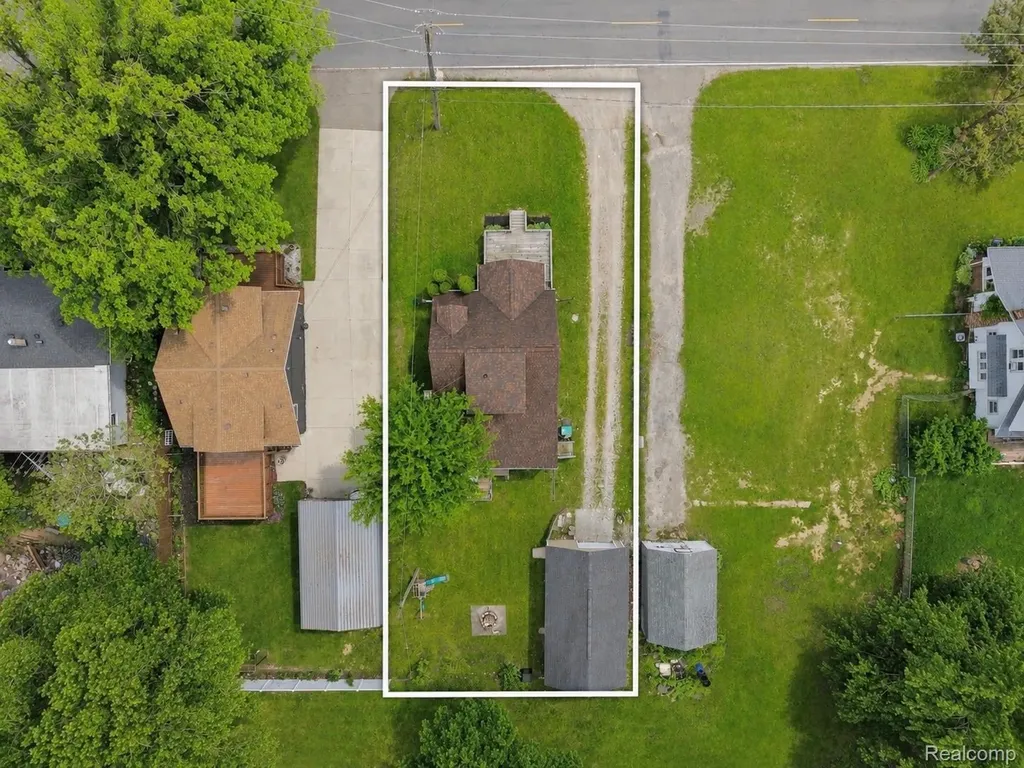 12463 W Lennon Road Clayton Charter Township MI 48449