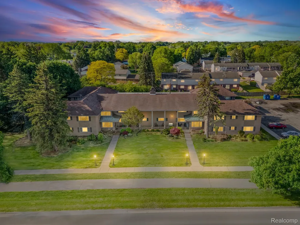 2245 Walton Boulevard Rochester City MI 48309