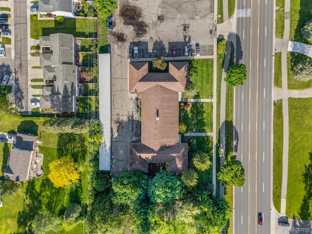 2245 Walton Boulevard Rochester City MI 48309