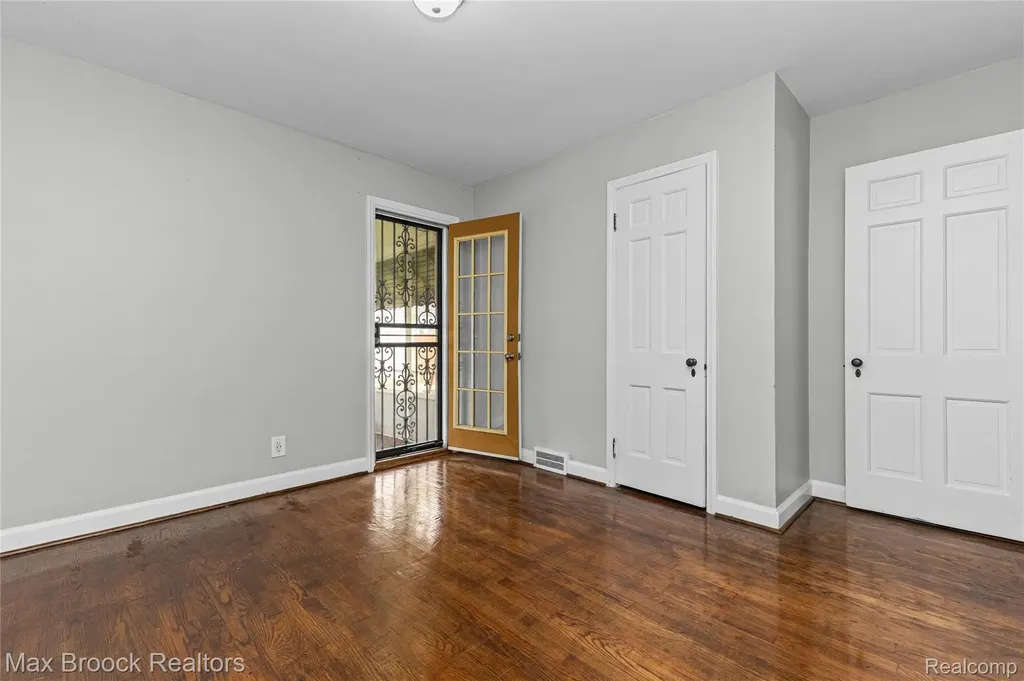 4391 Bishop Street Detroit City MI 48224
