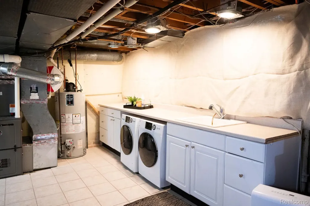 14922 Robinwood Drive Plymouth Charter Township MI 48170