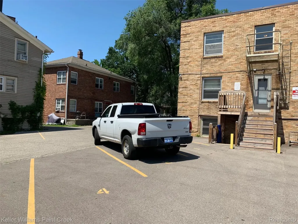 408 Ann Street East Lansing City MI 48823