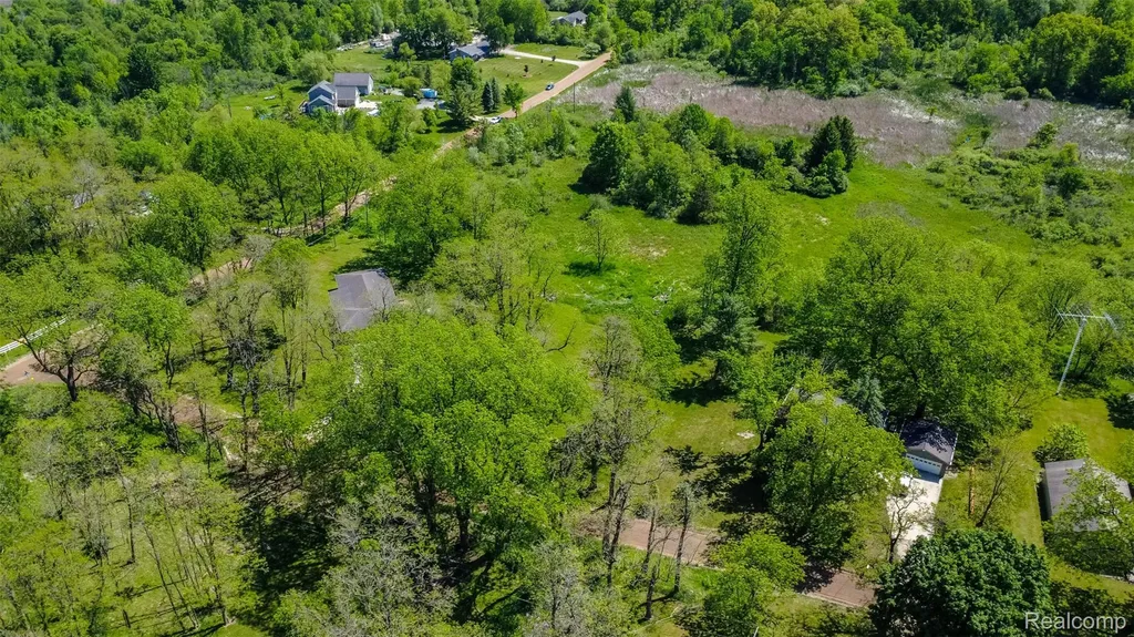 2875 Auten Road Groveland Township MI 48462