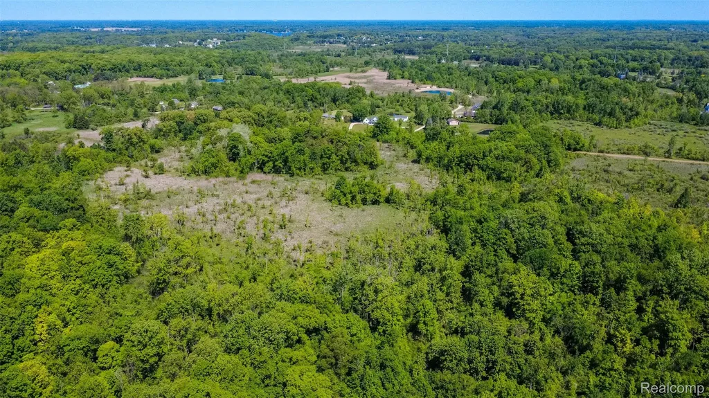2875 Auten Road Groveland Township MI 48462