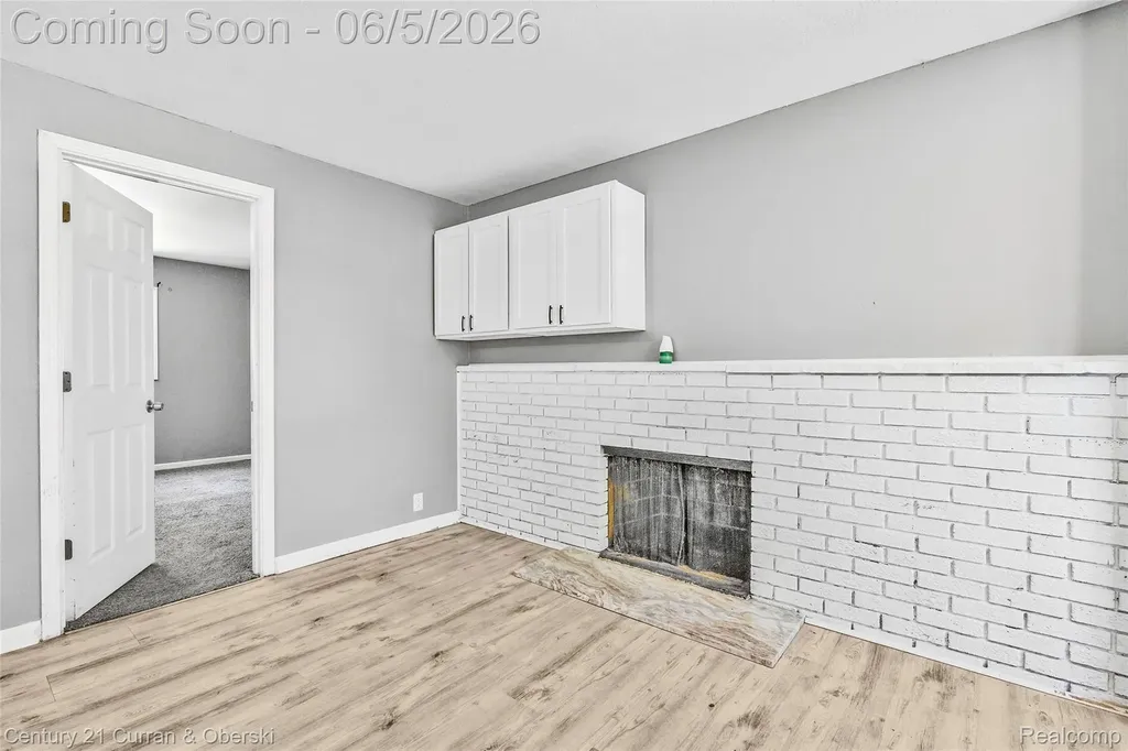 15556 Taft Street Romulus City MI 48174