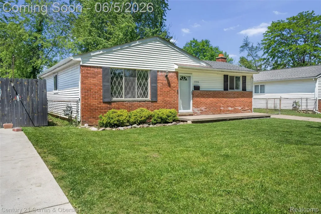 15556 Taft Street Romulus City MI 48174